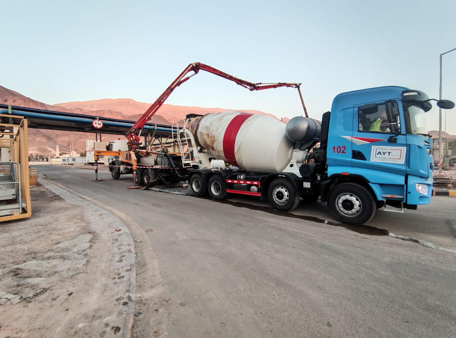 AYT mixer truck on an Ardal Contracting site